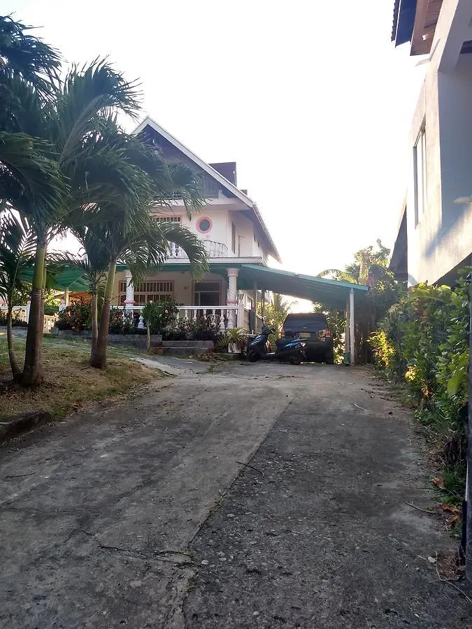 Maison d'hôtes Marysol Lodging Hostel & Camping San Andrés